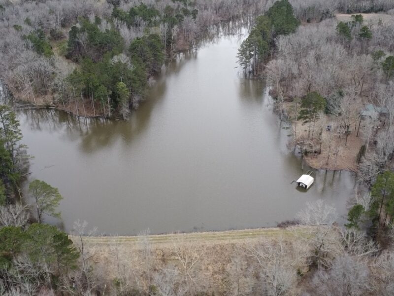 Spinyarn Ranch – 450 +/- Acre Retreat with Cozy Cabin and 12 +/- Acre Stocked Lake – Only 25 Minutes from Collierville